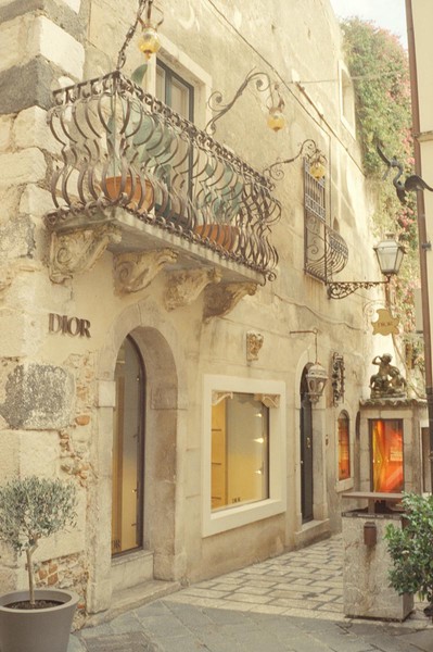 CONVERTED WITH PHOEBUS BY POST-FX